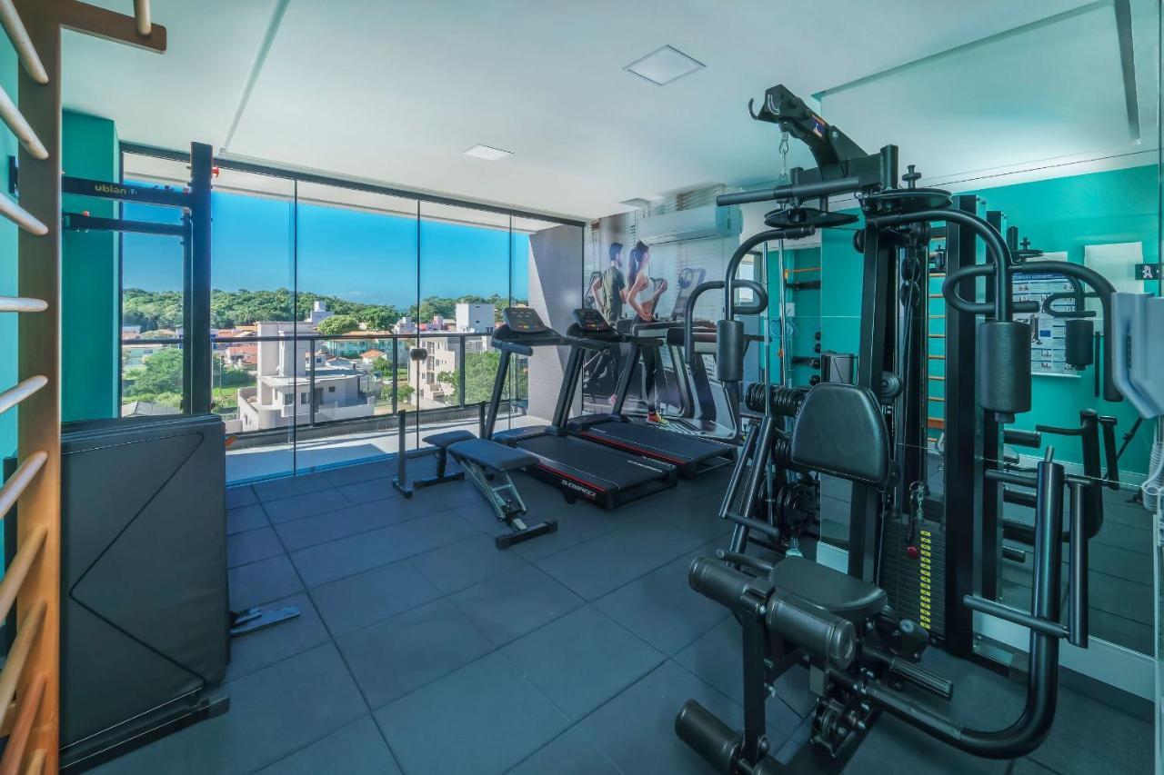Adra 106 - Apartamento No Centro De Bombinhas - Rooftop Com Piscina E Academia - A Poucos Metros Da Praia - المظهر الخارجي الصورة