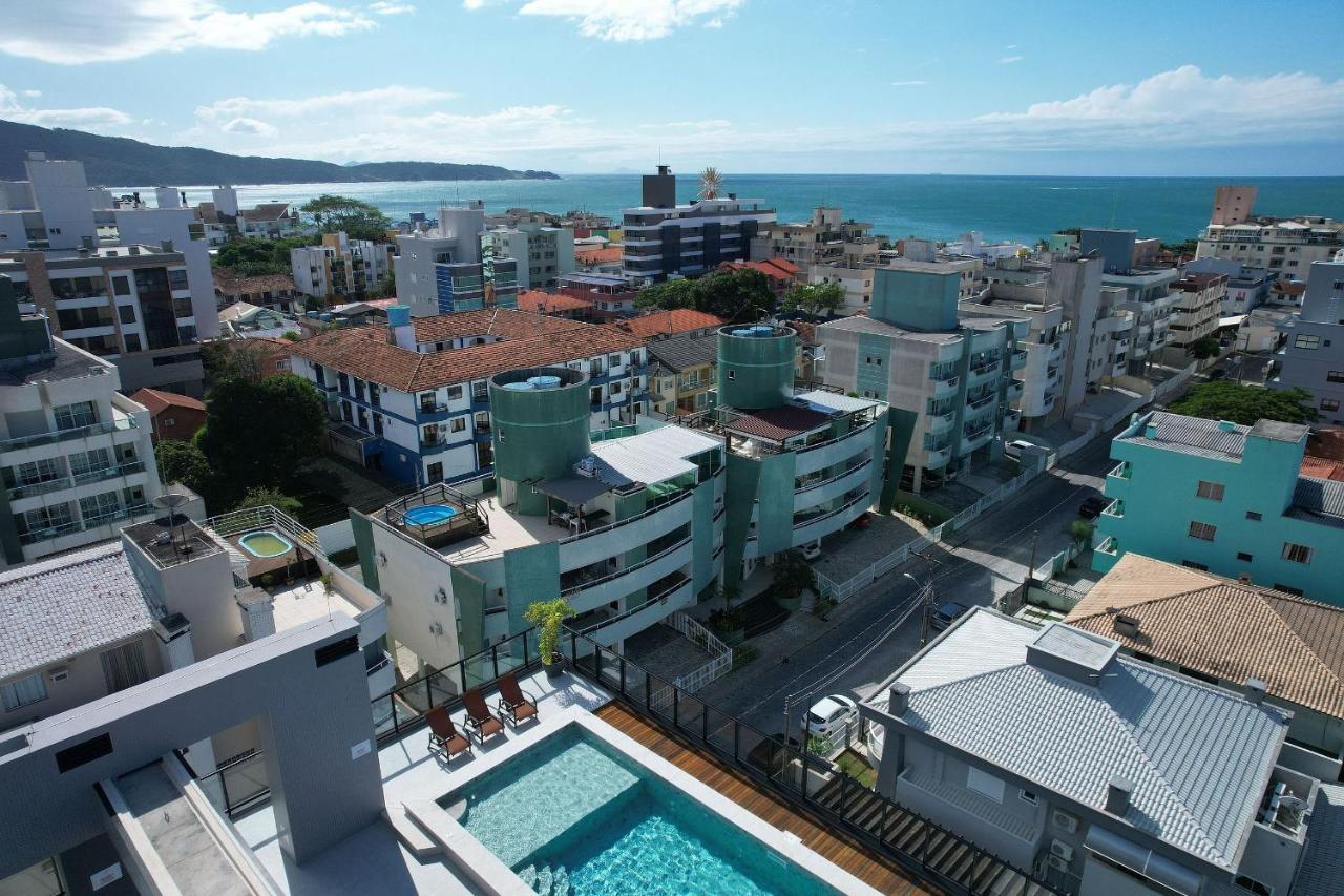 Adra 106 - Apartamento No Centro De Bombinhas - Rooftop Com Piscina E Academia - A Poucos Metros Da Praia - المظهر الخارجي الصورة